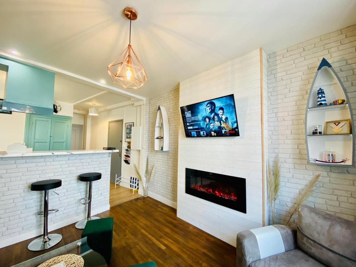 Appartement Vert Du Palais - Relaxation Centrale Ngoại thất bức ảnh